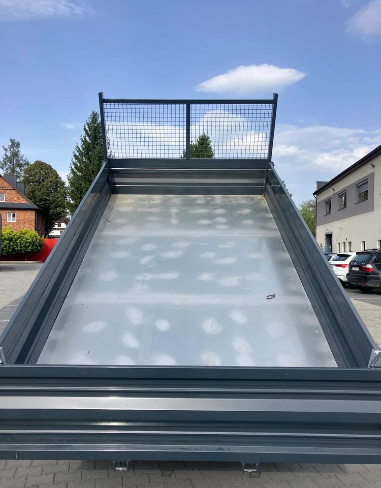 Billenőplatós kisteherautó Iveco Iveco daily 35C13 wywrotka solidny kiper: 8 kép. Billenőplatós kisteherautó Iveco Iveco daily 35C13 wywrotka solidny kiper: 8 kép.