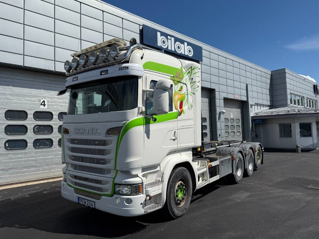 Scania R520LB8X4*4HNB - Horgos rakodó teherautó: 1 kép. Scania R520LB8X4*4HNB - Horgos rakodó teherautó: 1 kép.