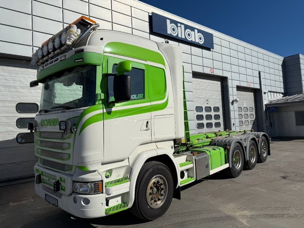 Scania R580lb8x4*4hna  - Horgos rakodó teherautó: 1 kép. Scania R580lb8x4*4hna  - Horgos rakodó teherautó: 1 kép.