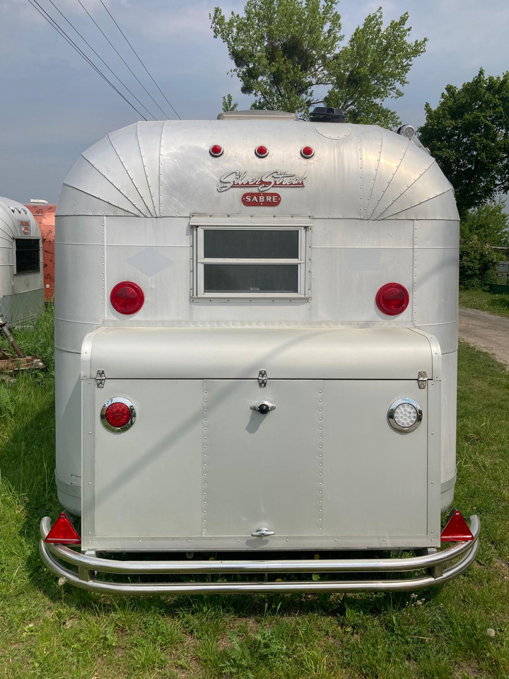 1968 Airstream Silver Streak 1968 Airstream Silver Streak – Fully Rebuilt Vintage Travel Trailer - Lakókocsi: 5 kép. 1968 Airstream Silver Streak 1968 Airstream Silver Streak – Fully Rebuilt Vintage Travel Trailer - Lakókocsi: 5 kép.
