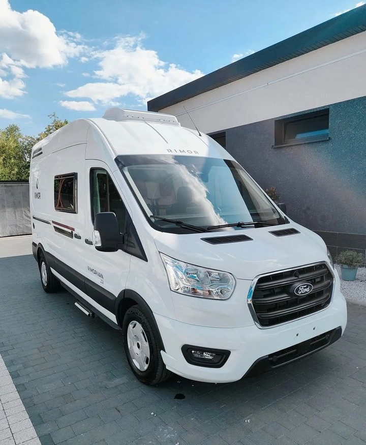 FORD Rimor NEW Ford Van 238 Truma Diesel Roller Shutters Remis AUTOMAT - Kempingautó: 1 kép. FORD Rimor NEW Ford Van 238 Truma Diesel Roller Shutters Remis AUTOMAT - Kempingautó: 1 kép.
