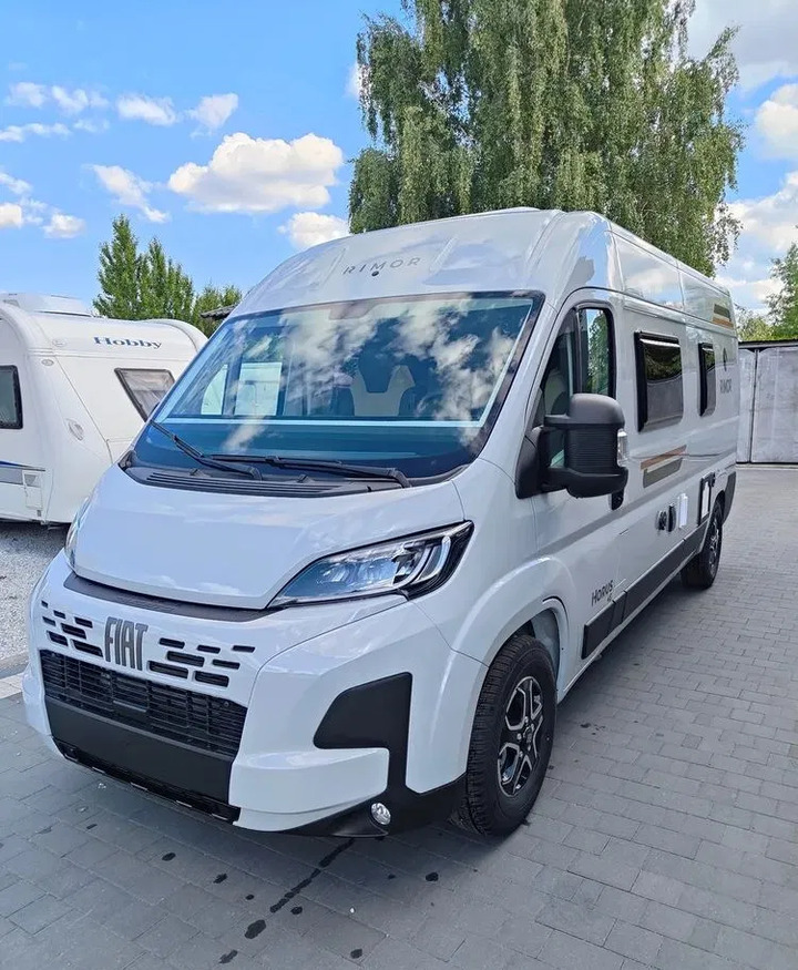 Fiat Ducato Rimor Horus 45 NEW AUTOMAT Grau Truma Diesel Lampen FULL LED 4-Sitzer - Kempingautó: 1 kép. Fiat Ducato Rimor Horus 45 NEW AUTOMAT Grau Truma Diesel Lampen FULL LED 4-Sitzer - Kempingautó: 1 kép.