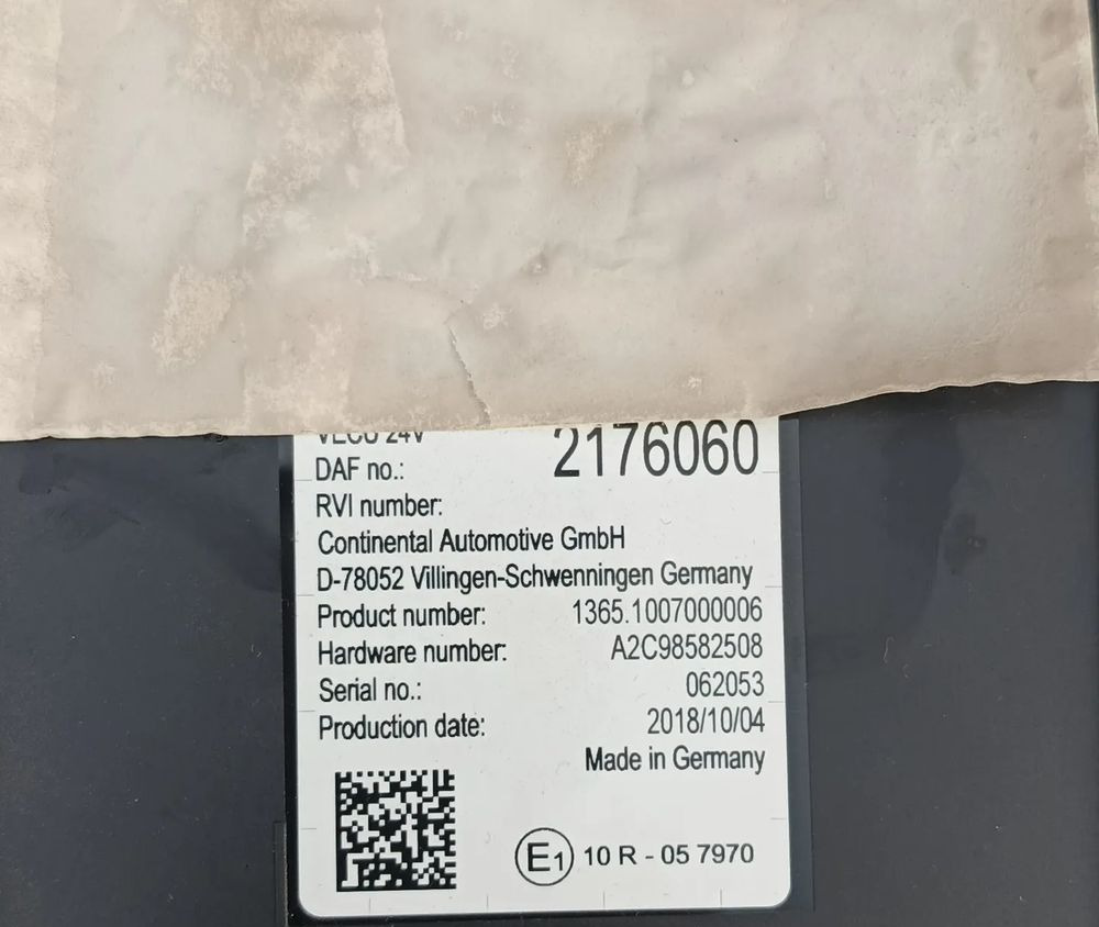 DAF XF 106 EURO 6 MX13 KOMPUTER MODUŁ STEROWNIK VECU 2176060 - ECU - Teherautó: 2 kép. DAF XF 106 EURO 6 MX13 KOMPUTER MODUŁ STEROWNIK VECU 2176060 - ECU - Teherautó: 2 kép.