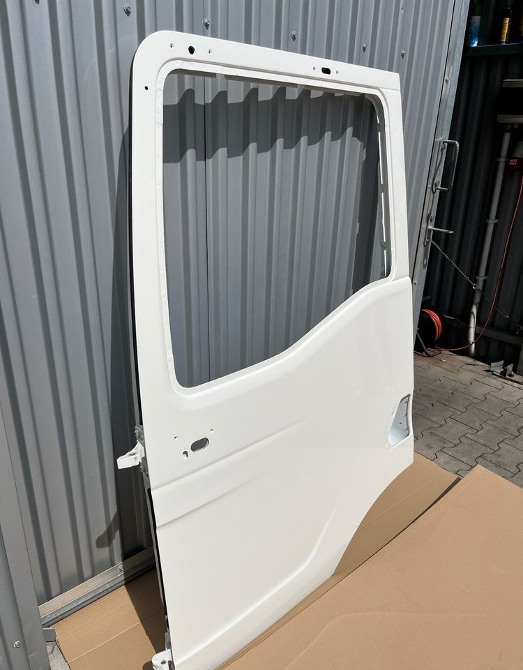Drzwi lewe MAN TGS TG3 TGM TGL euro 6 drzwi kierowcy nowy model - Karosszéria és külső - Teherautó: 3 kép. Drzwi lewe MAN TGS TG3 TGM TGL euro 6 drzwi kierowcy nowy model - Karosszéria és külső - Teherautó: 3 kép.