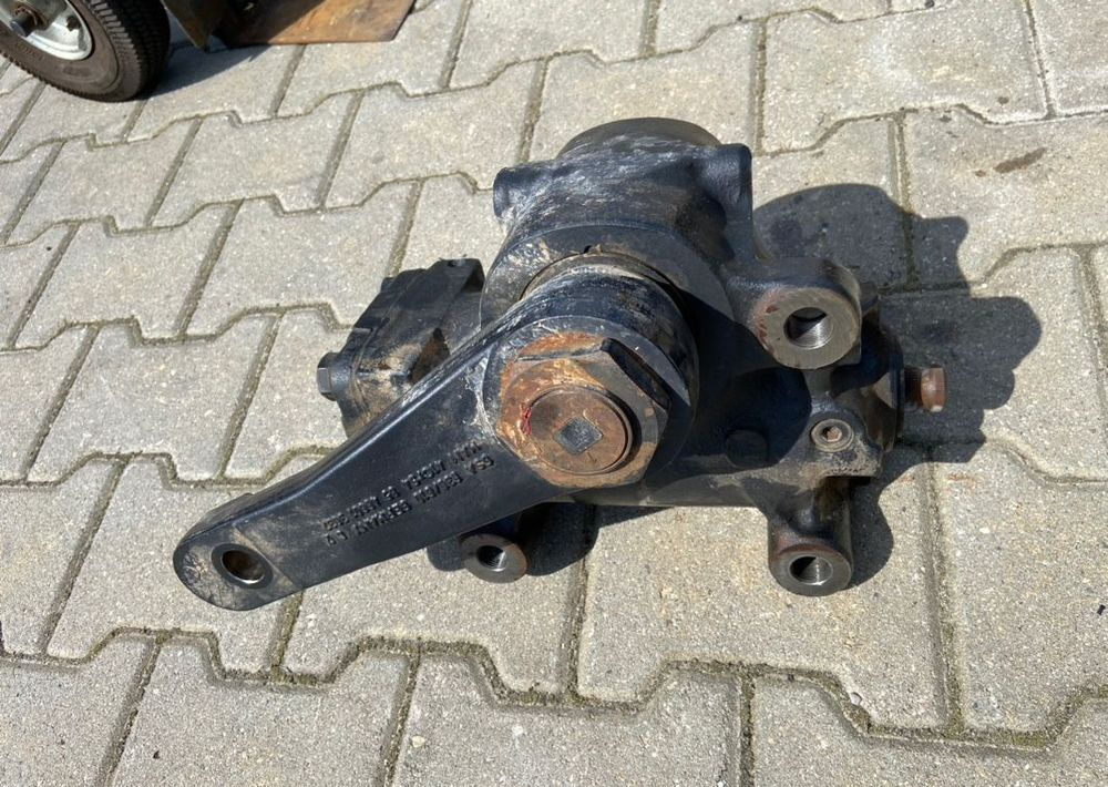 Kolumna kierownicza MAN TGL TGM TG 3 euro 6 przekładnia - Kormányoszlop - Teherautó: 1 kép. Kolumna kierownicza MAN TGL TGM TG 3 euro 6 przekładnia - Kormányoszlop - Teherautó: 1 kép.