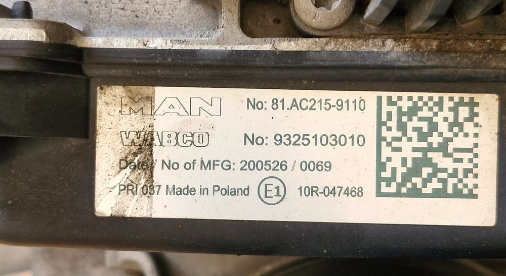 MAN TG3 TGX APS OSUSZACZ POWIETRZA 81.AC216-9110 - Kompresszor, sűrített levegő rendszer - Teherautó: 2 kép. MAN TG3 TGX APS OSUSZACZ POWIETRZA 81.AC216-9110 - Kompresszor, sűrített levegő rendszer - Teherautó: 2 kép.