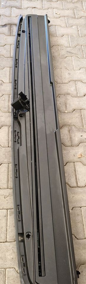 MAN TG3 TGX ROLETA PRZEDNIA - Fülke és belső tér - Teherautó: 1 kép. MAN TG3 TGX ROLETA PRZEDNIA - Fülke és belső tér - Teherautó: 1 kép.