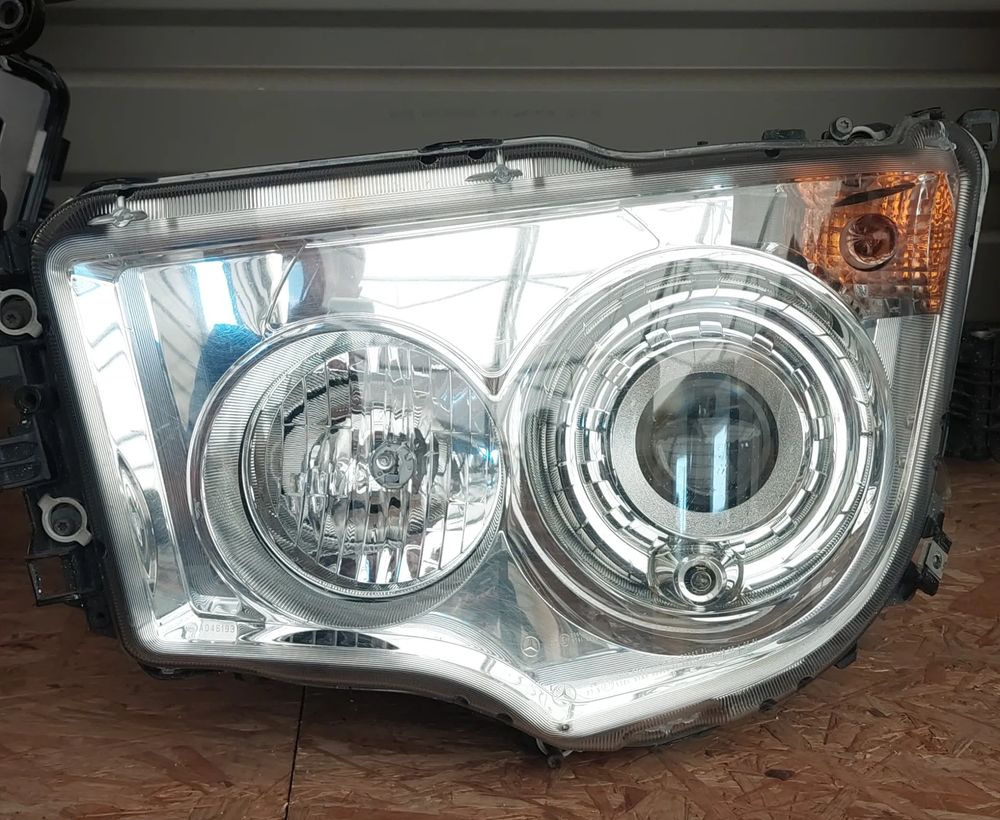 MERCEDES ANTOS AROCS LAMPA PRZEDNIA XENON - Fényszóró - Teherautó: 1 kép. MERCEDES ANTOS AROCS LAMPA PRZEDNIA XENON - Fényszóró - Teherautó: 1 kép.