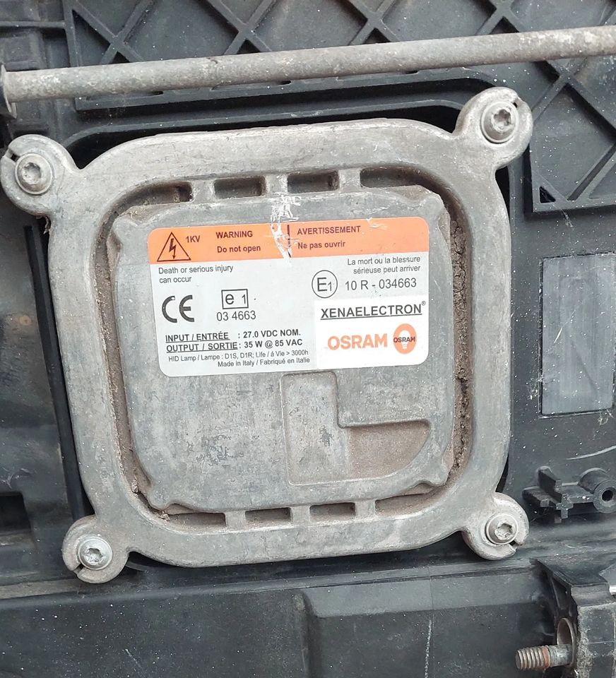 MERCEDES ANTOS AROCS LAMPA PRZEDNIA XENON - Fényszóró - Teherautó: 2 kép. MERCEDES ANTOS AROCS LAMPA PRZEDNIA XENON - Fényszóró - Teherautó: 2 kép.
