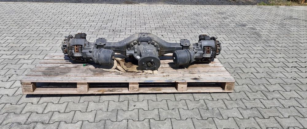 MERCEDES ATEGO MOST TYLNY DYFER DYFERENCJAŁ - Hátsó tengely - Teherautó: 1 kép. MERCEDES ATEGO MOST TYLNY DYFER DYFERENCJAŁ - Hátsó tengely - Teherautó: 1 kép.