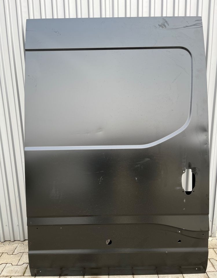 NOWE drzwi boczne Iveco Daily przesuwne - Karosszéria és külső - Kisteherautó: 1 kép. NOWE drzwi boczne Iveco Daily przesuwne - Karosszéria és külső - Kisteherautó: 1 kép.