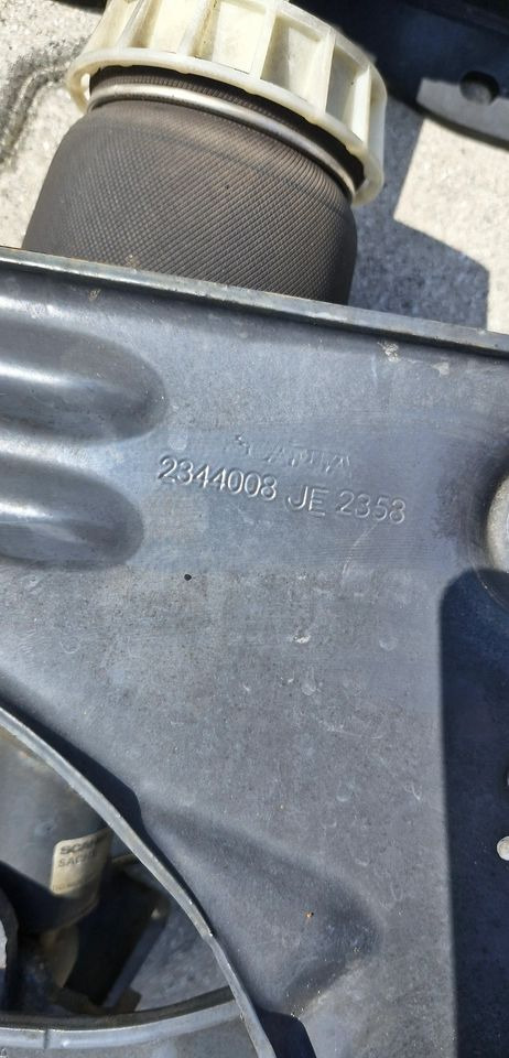 SCANIA P NGT ZAWIESZENIE KABINY TYŁ - Fülke felfüggesztés: 4 kép. SCANIA P NGT ZAWIESZENIE KABINY TYŁ - Fülke felfüggesztés: 4 kép.