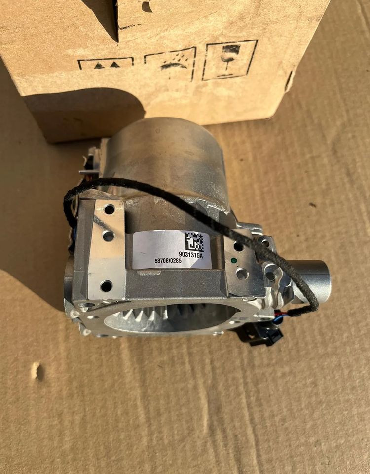 SCANIA R S OGRZEWANIE POSTOJOWE 2375657 - Fűtés/ Szellőzés gep - Teherautó: 2 kép. SCANIA R S OGRZEWANIE POSTOJOWE 2375657 - Fűtés/ Szellőzés gep - Teherautó: 2 kép.