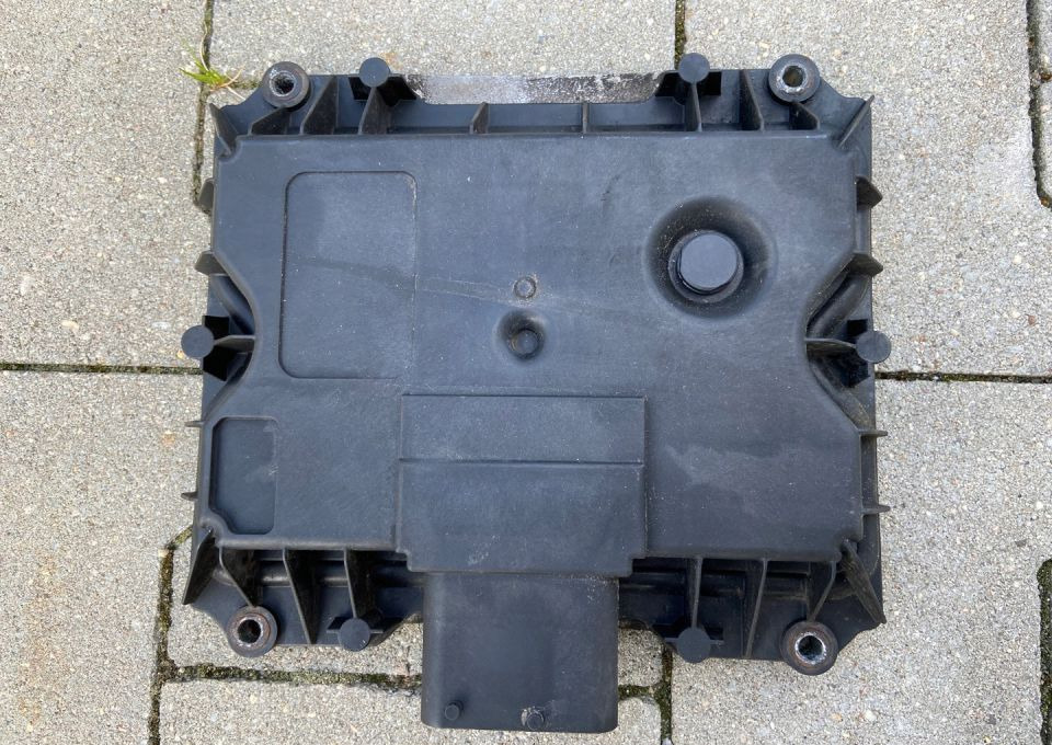 Sterownik EAS DAF XF euro 6 komputer adblue - ECU - Teherautó: 2 kép. Sterownik EAS DAF XF euro 6 komputer adblue - ECU - Teherautó: 2 kép.