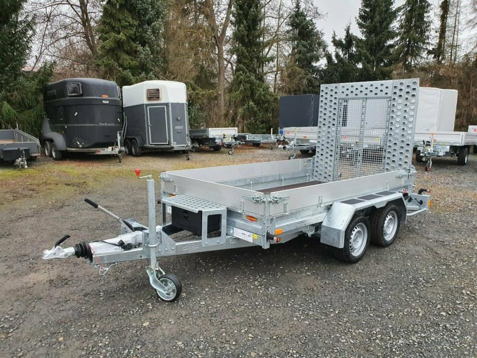 Böckmann Baumaschinen 3,5t Minibagger Kastenaufsatz Minibagger - Gépszállító utánfutó: 2 kép. Böckmann Baumaschinen 3,5t Minibagger Kastenaufsatz Minibagger - Gépszállító utánfutó: 2 kép.