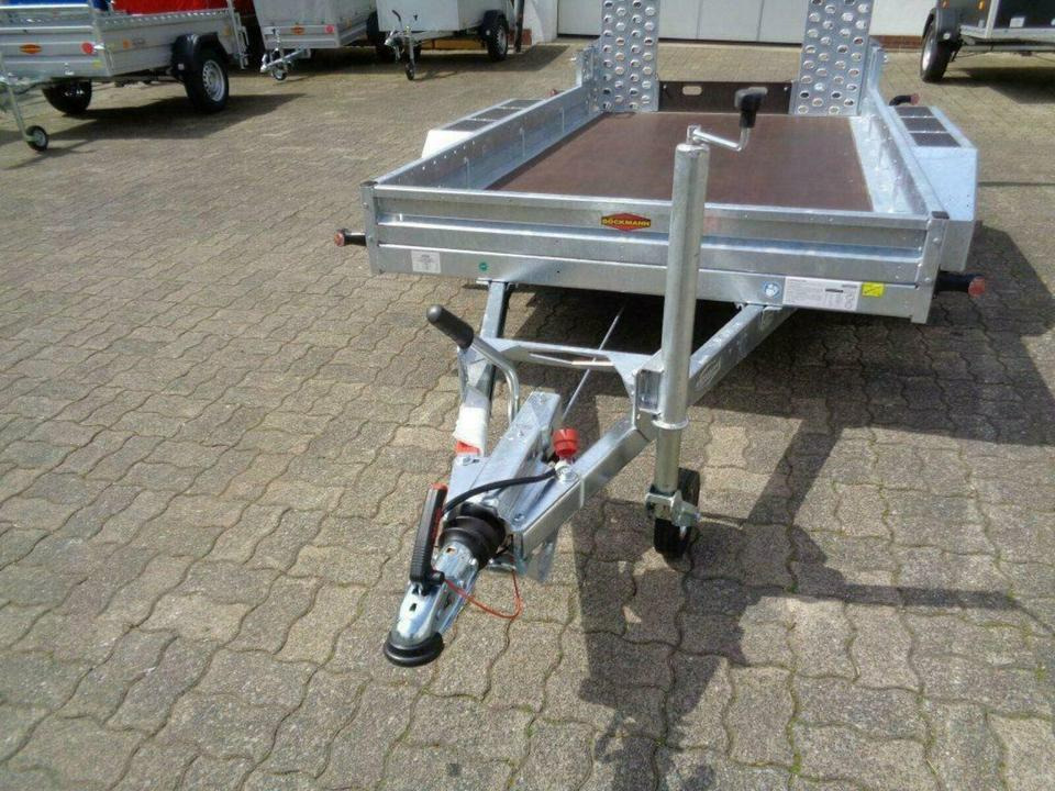 Böckmann Baumaschinentransporter, 3,5 to. Minibagger - Gépszállító utánfutó: 2 kép. Böckmann Baumaschinentransporter, 3,5 to. Minibagger - Gépszállító utánfutó: 2 kép.