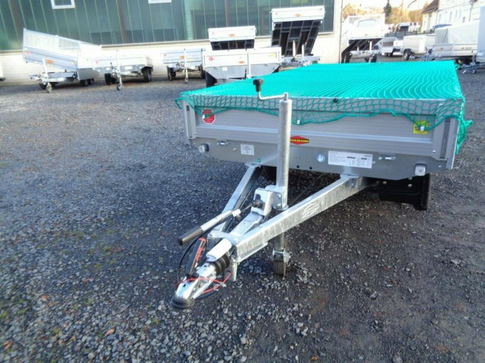 Böckmann PKW-Anhänger, 2,0 to. Hochlader,Staubox, Containernetz - Platós pótkocsi: 3 kép. Böckmann PKW-Anhänger, 2,0 to. Hochlader,Staubox, Containernetz - Platós pótkocsi: 3 kép.