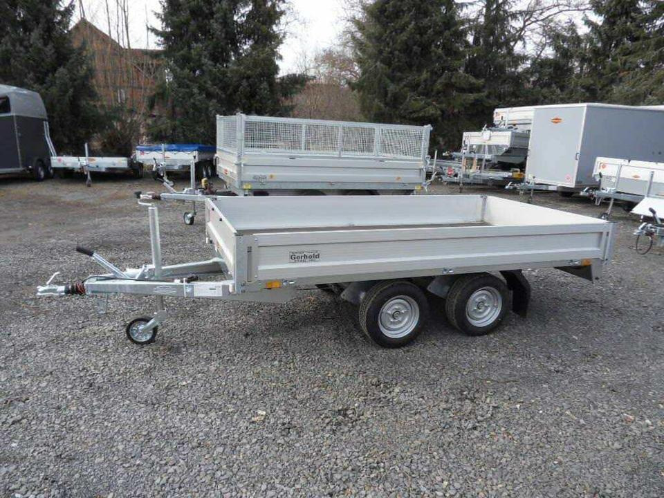 Böckmann PKW Anhänger 2,7t Hochlader niedrige Ladehöhe - Platós pótkocsi: 1 kép. Böckmann PKW Anhänger 2,7t Hochlader niedrige Ladehöhe - Platós pótkocsi: 1 kép.