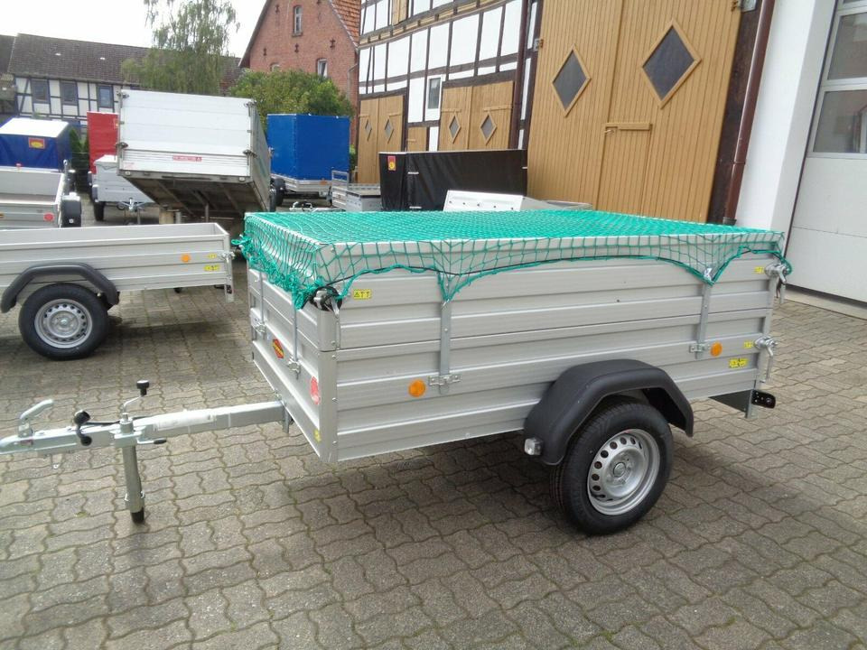 Böckmann PKW-Anhänger, 750 kg, Kastenaufsatz, Containernetz - Autó utánfutó: 1 kép. Böckmann PKW-Anhänger, 750 kg, Kastenaufsatz, Containernetz - Autó utánfutó: 1 kép.