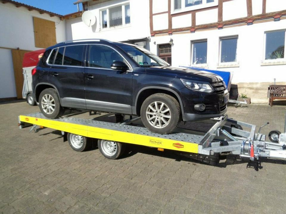 Böckmann PKW-Anhänger, Autotransporter, 3,0to. kippbar, 100 km/h - Pótkocsi autószállító: 1 kép. Böckmann PKW-Anhänger, Autotransporter, 3,0to. kippbar, 100 km/h - Pótkocsi autószállító: 1 kép.