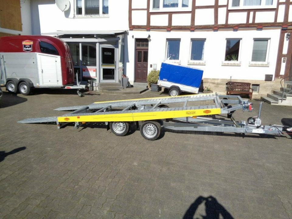 Böckmann PKW-Anhänger, Autotransporter, 3,0to. kippbar, 100 km/h - Pótkocsi autószállító: 3 kép. Böckmann PKW-Anhänger, Autotransporter, 3,0to. kippbar, 100 km/h - Pótkocsi autószállító: 3 kép.