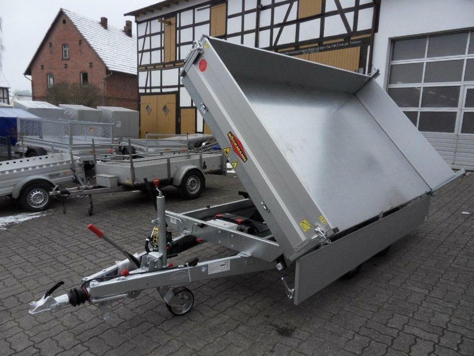 Böckmann PKW Anhänger Dreiseitenkipper 3,5 to. 13 " - Pótkocsi billenőplatós: 2 kép. Böckmann PKW Anhänger Dreiseitenkipper 3,5 to. 13 " - Pótkocsi billenőplatós: 2 kép.