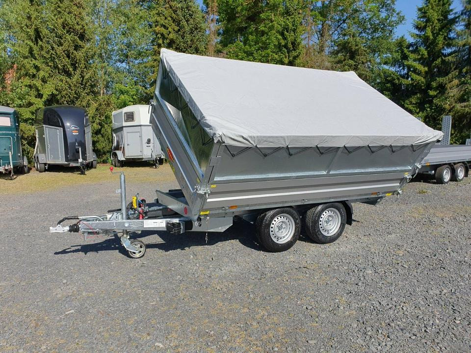 Böckmann PKW-Anhänger Kipper 3,0t Stahlkastenaufsatz - Pótkocsi billenőplatós: 2 kép. Böckmann PKW-Anhänger Kipper 3,0t Stahlkastenaufsatz - Pótkocsi billenőplatós: 2 kép.