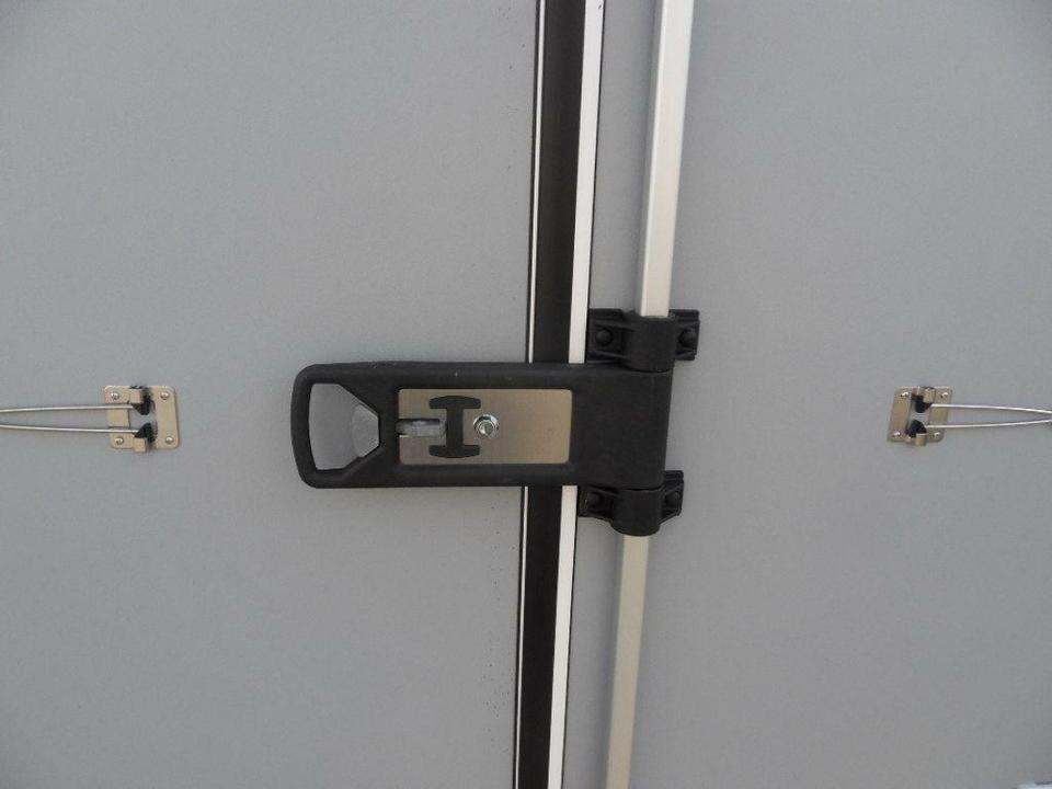 Böckmann PKW-Anhänger Koffer KT 3015/20 M - Pótkocsi dobozos: 5 kép. Böckmann PKW-Anhänger Koffer KT 3015/20 M - Pótkocsi dobozos: 5 kép.