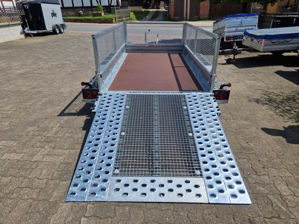 Böckmann PKW-Anhänger Maschinentransporter Gitteraufsatz 3,5t - Gépszállító utánfutó: 3 kép. Böckmann PKW-Anhänger Maschinentransporter Gitteraufsatz 3,5t - Gépszállító utánfutó: 3 kép.