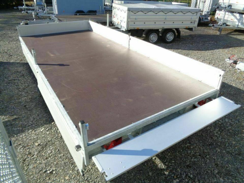 Hulco - PKW Anhänger Tridem, 3,5 to Leihanhänger Mietfahrzeug 5m - Autó utánfutó: 5 kép. Hulco - PKW Anhänger Tridem, 3,5 to Leihanhänger Mietfahrzeug 5m - Autó utánfutó: 5 kép.