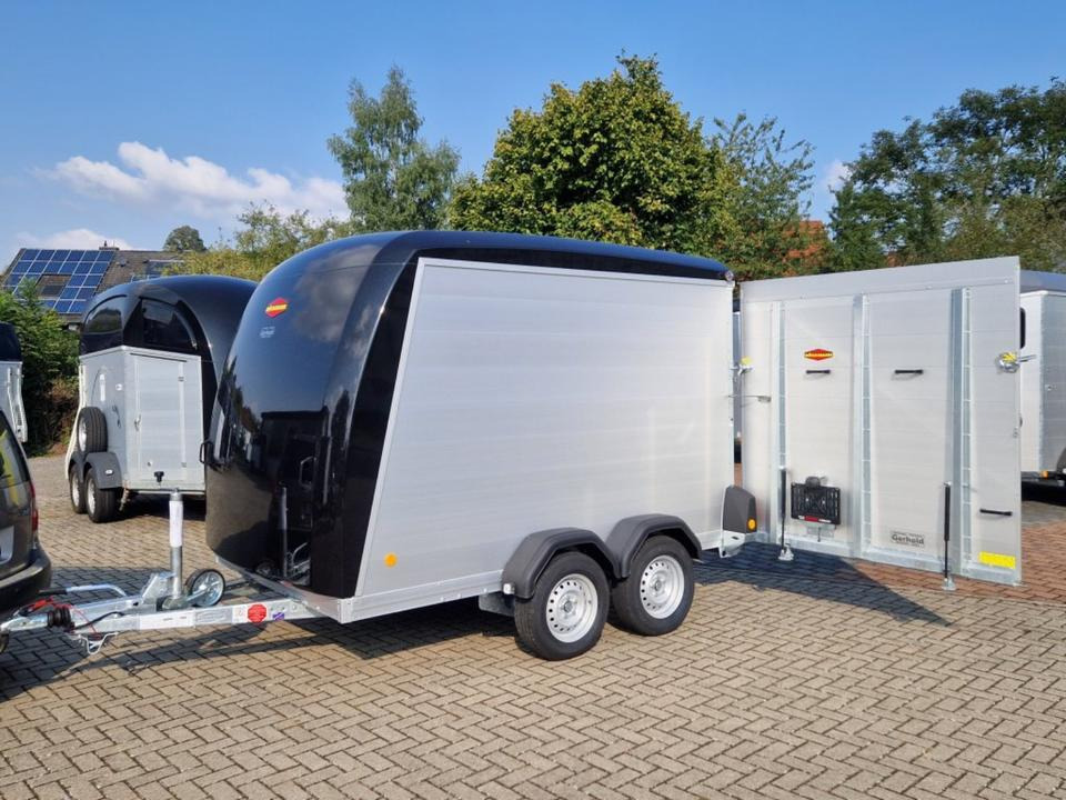 Kofferanhänger Geschlossen Umzug Leihanhänger Miete Transport 2t - Pótkocsi dobozos: 5 kép. Kofferanhänger Geschlossen Umzug Leihanhänger Miete Transport 2t - Pótkocsi dobozos: 5 kép.