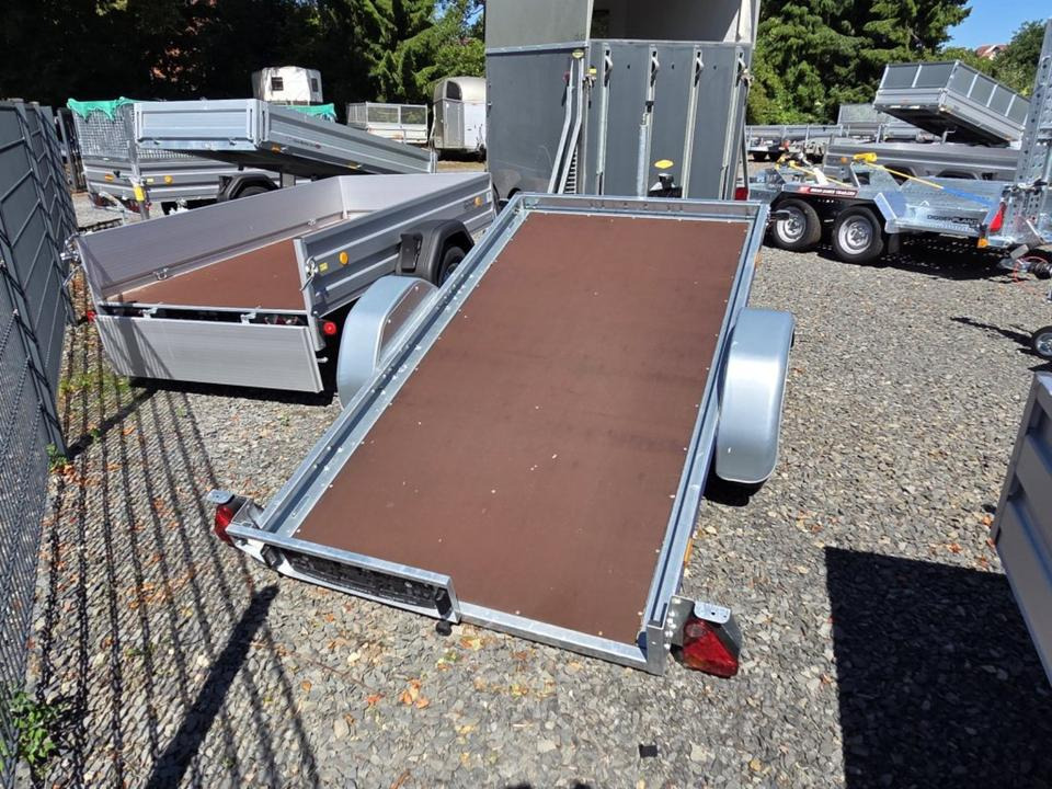 PKW-Anhänger 13 Stützrad Kippbar Motorrad Rasenmäher Quad 100km/h - Motorszállító utánfutó: 3 kép. PKW-Anhänger 13 Stützrad Kippbar Motorrad Rasenmäher Quad 100km/h - Motorszállító utánfutó: 3 kép.