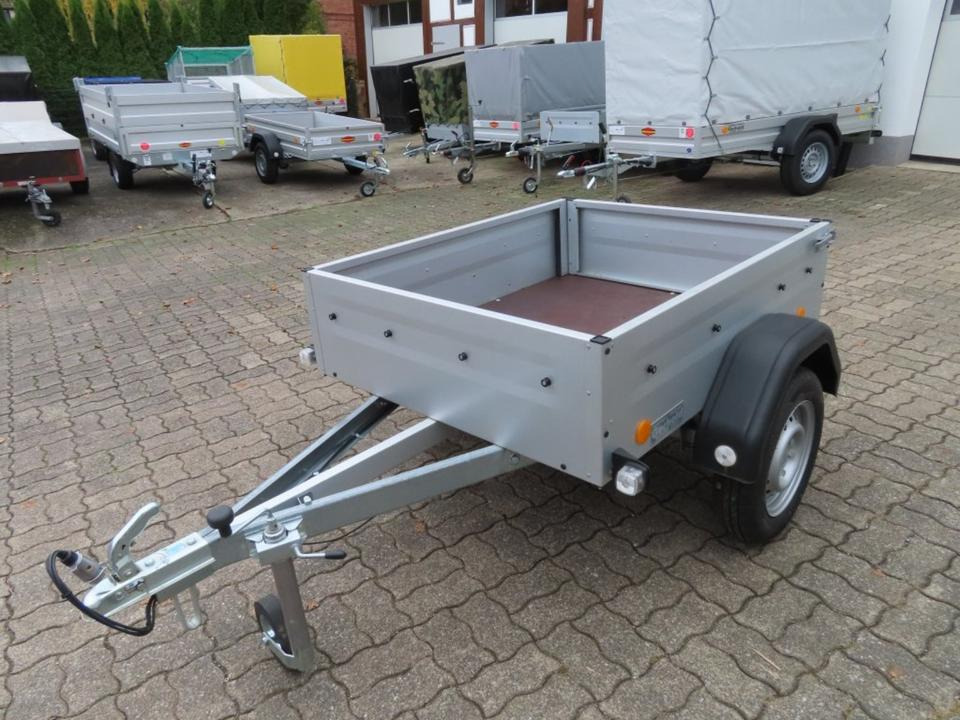 TPV EU 0 PKW-Anhänger 750 kg Stützrad, 100 km - Autó utánfutó: 1 kép. TPV EU 0 PKW-Anhänger 750 kg Stützrad, 100 km - Autó utánfutó: 1 kép.