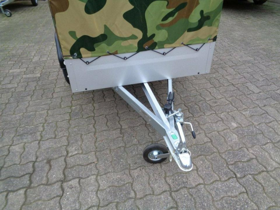 TPV PKW-Anhänger, Plane und Spriegel, 750 kg - Autó utánfutó: 3 kép. TPV PKW-Anhänger, Plane und Spriegel, 750 kg - Autó utánfutó: 3 kép.