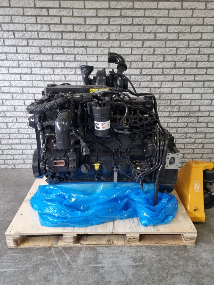 Cummins QSB 6.7 Tier 4 Final CM2350 CPL3857 - Motor - Hulladék kotró: 1 kép. Cummins QSB 6.7 Tier 4 Final CM2350 CPL3857 - Motor - Hulladék kotró: 1 kép.
