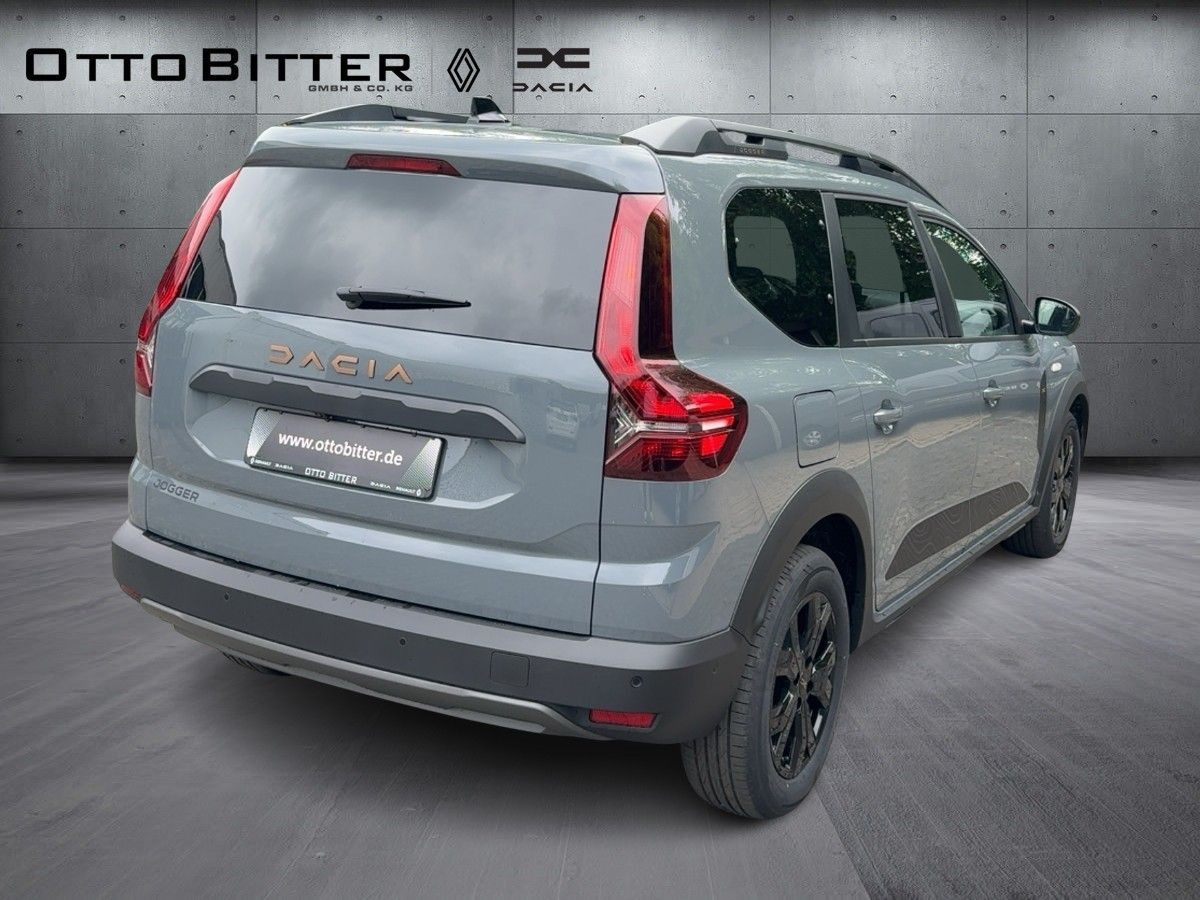 Dacia Jogger Extreme+ ECO-G 100 7-Sitzer FLÜSSIGGAS - Autó: 4 kép. Dacia Jogger Extreme+ ECO-G 100 7-Sitzer FLÜSSIGGAS - Autó: 4 kép.