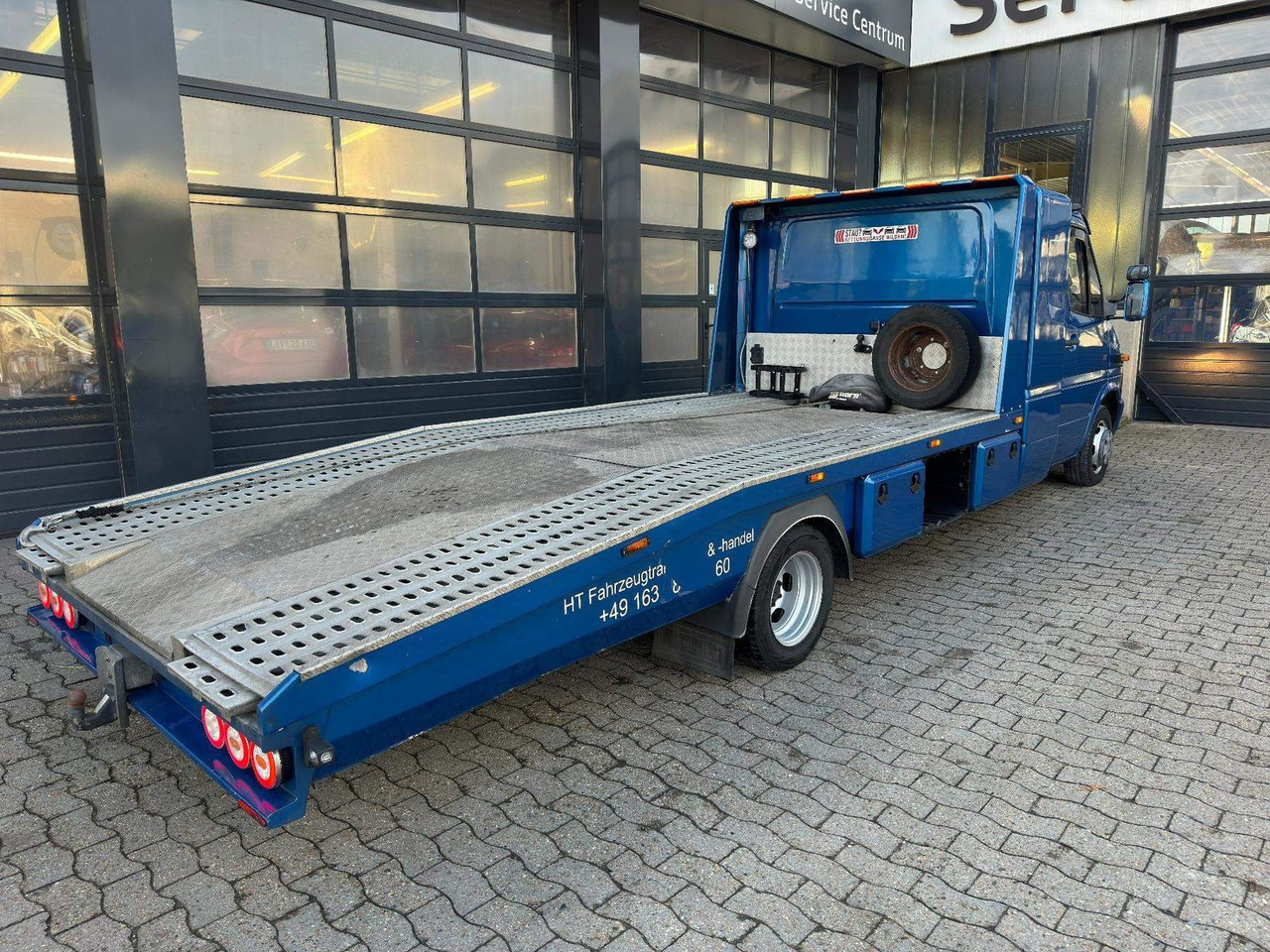 Mercedes-Benz Sprinter 2.7 CDI ABSCHLEPPWAGEN SCHLAFKABINE - Autószállító teherautó: 4 kép. Mercedes-Benz Sprinter 2.7 CDI ABSCHLEPPWAGEN SCHLAFKABINE - Autószállító teherautó: 4 kép.