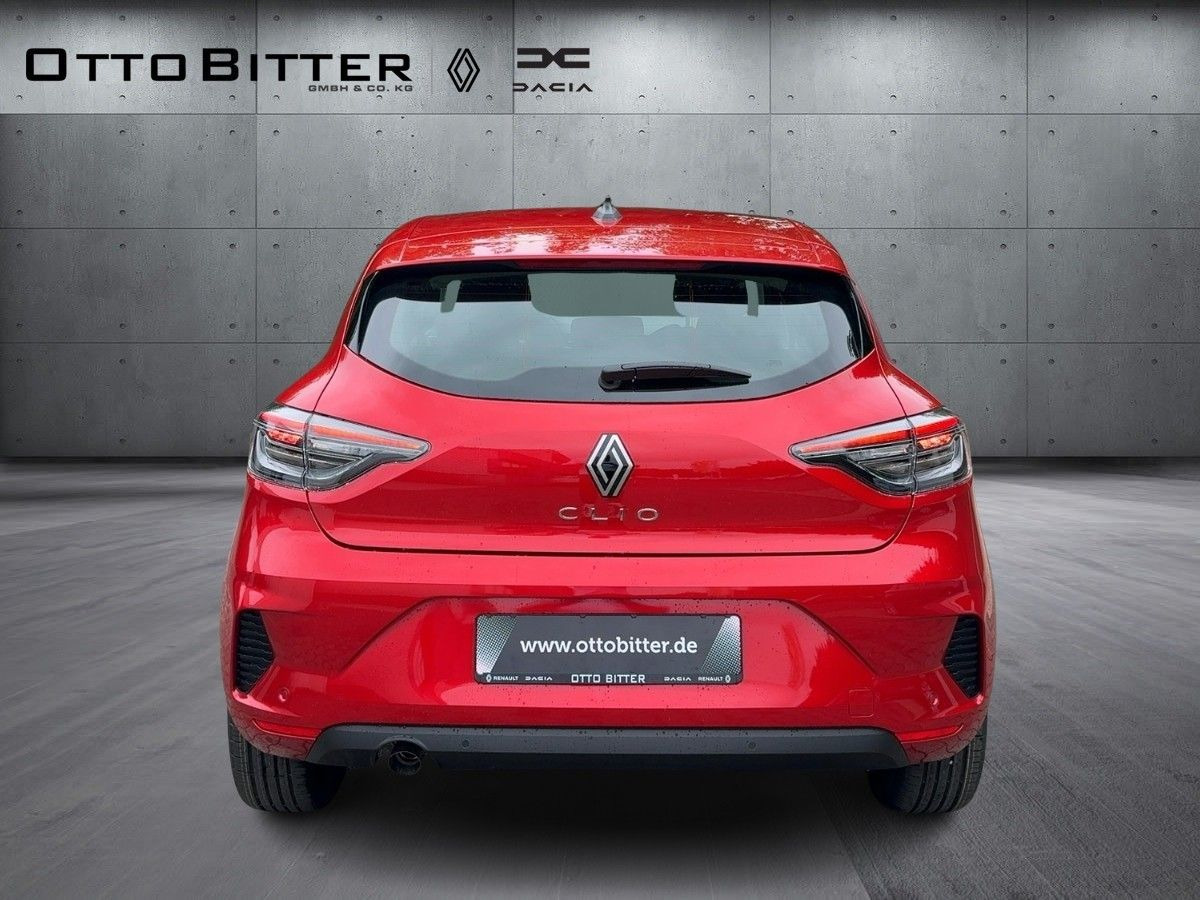 Renault Clio Evolution ECO-G 100 FLÜSSIGGAS (Benzin+LPG) - Szedán: 3 kép. Renault Clio Evolution ECO-G 100 FLÜSSIGGAS (Benzin+LPG) - Szedán: 3 kép.