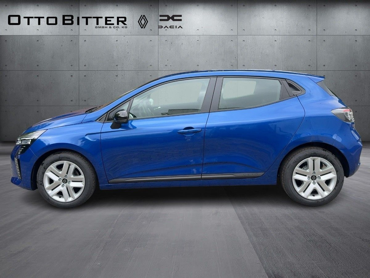 Renault Clio Evolution TCe90 EASY-LINK/PARKP/KLIMA/LED - Szedán: 2 kép. Renault Clio Evolution TCe90 EASY-LINK/PARKP/KLIMA/LED - Szedán: 2 kép.