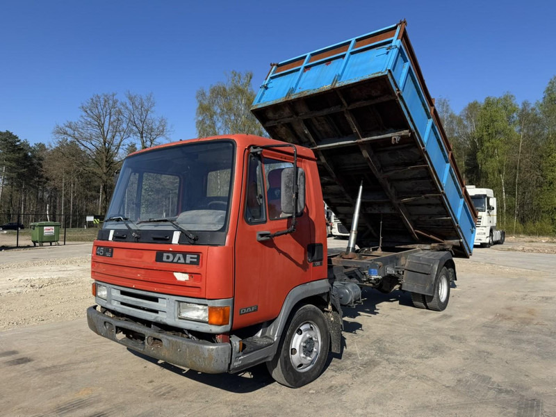DAF 45 ATI 160 (FULL STEEL SUSPENSION / MANUAL PUMP / EURO 2) - Billenőplatós teherautó: 1 kép. DAF 45 ATI 160 (FULL STEEL SUSPENSION / MANUAL PUMP / EURO 2) - Billenőplatós teherautó: 1 kép.