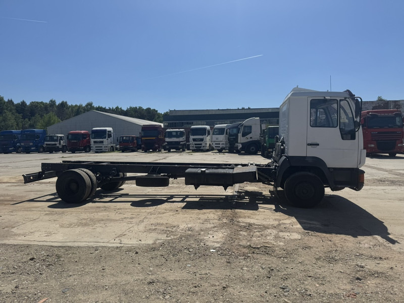 MAN 12.224 (MANUAL GEARBOX / EURO 2 / BELGIAN TRUCK IN GOOD CONDITION !!!) - Alvaz teherautó: 5 kép. MAN 12.224 (MANUAL GEARBOX / EURO 2 / BELGIAN TRUCK IN GOOD CONDITION !!!) - Alvaz teherautó: 5 kép.