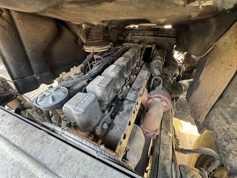 Alvaz teherautó MAN 26.410 (BIG AXLE / 10 TIRES / 6X4 / 6 CYLINDER / MANUAL GEARBOX): 15 kép. Alvaz teherautó MAN 26.410 (BIG AXLE / 10 TIRES / 6X4 / 6 CYLINDER / MANUAL GEARBOX): 15 kép.