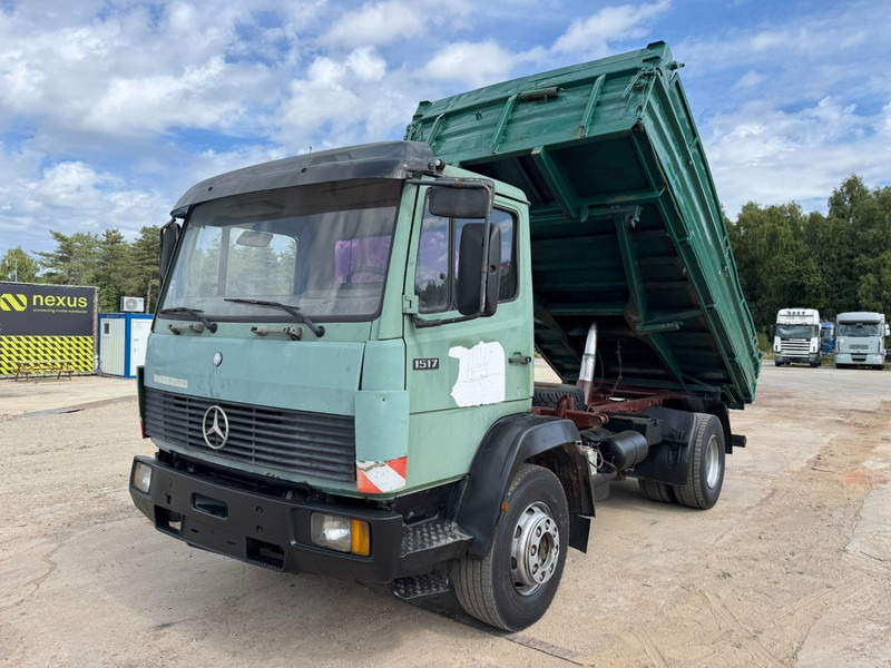 Mercedes-Benz SK 1517 (STEEL SUSPENSION / 6 CYLINDER / MANUAL PUMP / HELPER / AUXILIARY) - Billenőplatós teherautó: 1 kép. Mercedes-Benz SK 1517 (STEEL SUSPENSION / 6 CYLINDER / MANUAL PUMP / HELPER / AUXILIARY) - Billenőplatós teherautó: 1 kép.