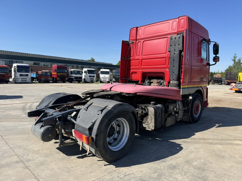 DAF 105 XF 460 Space Cab (MANUAL GEARBOX / BOITE MANUELLE / PTO / HYDRAULIC) - Nyergesvontató: 5 kép. DAF 105 XF 460 Space Cab (MANUAL GEARBOX / BOITE MANUELLE / PTO / HYDRAULIC) - Nyergesvontató: 5 kép.