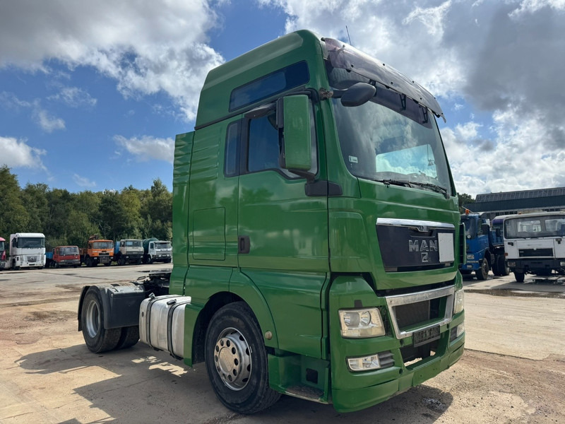 MAN TGX 18.440 (MANUAL GEARBOX / BOITE MANUELLE / RETARDER) - Nyergesvontató: 3 kép. MAN TGX 18.440 (MANUAL GEARBOX / BOITE MANUELLE / RETARDER) - Nyergesvontató: 3 kép.