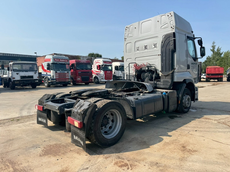 Renault Premium 450 DXI (MANUAL GEARBOX / BOITE MANUELLE) - Nyergesvontató: 5 kép. Renault Premium 450 DXI (MANUAL GEARBOX / BOITE MANUELLE) - Nyergesvontató: 5 kép.