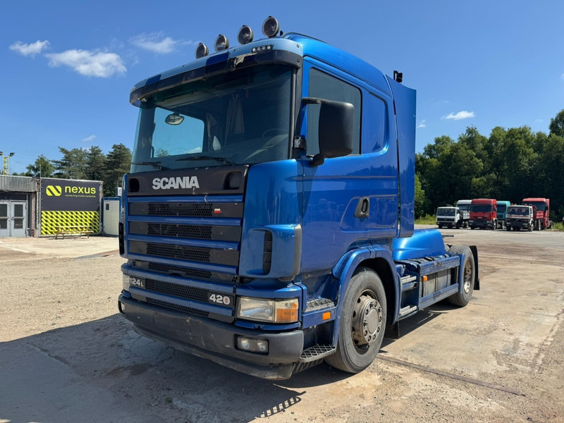 Scania 124 - 420 Highline (MANUAL GEARBOX / BOITE MANUELLE) - Nyergesvontató: 1 kép. Scania 124 - 420 Highline (MANUAL GEARBOX / BOITE MANUELLE) - Nyergesvontató: 1 kép.