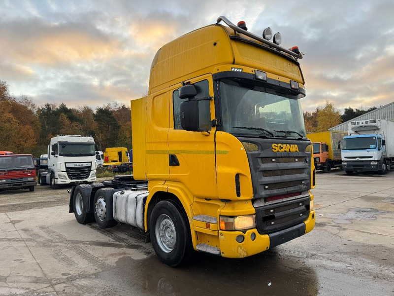 Scania R 420 Topline (MANUAL GEARBOX / BOITE MANUELLE / 6X2) - Nyergesvontató: 3 kép. Scania R 420 Topline (MANUAL GEARBOX / BOITE MANUELLE / 6X2) - Nyergesvontató: 3 kép.