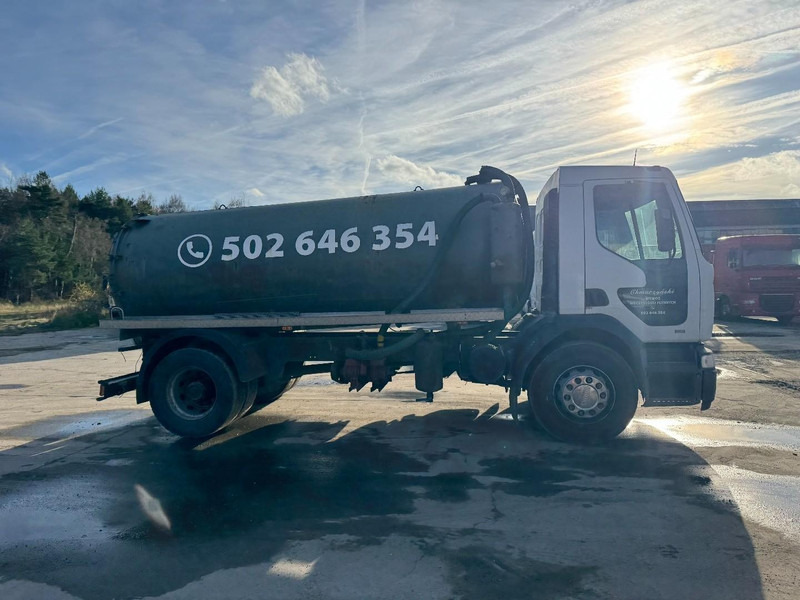 Renault Premium 250 (11.000 L / GRAND PONT / POMPE MANUELLE / BOITE MANUELLE) - Szippantós autó: 4 kép. Renault Premium 250 (11.000 L / GRAND PONT / POMPE MANUELLE / BOITE MANUELLE) - Szippantós autó: 4 kép.