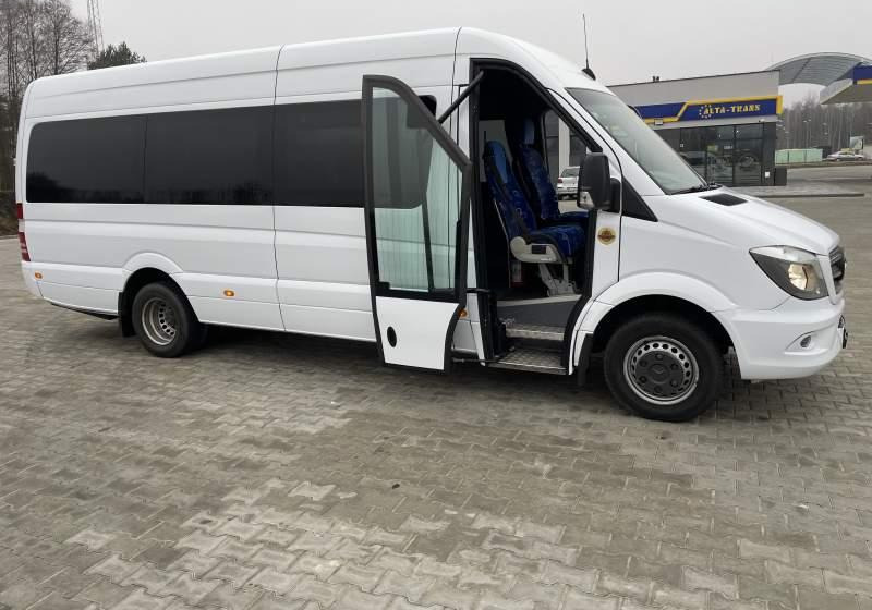 Mercedes-Benz Sprinter 519 Euro-6 - Távolsági busz: 1 kép. Mercedes-Benz Sprinter 519 Euro-6 - Távolsági busz: 1 kép.